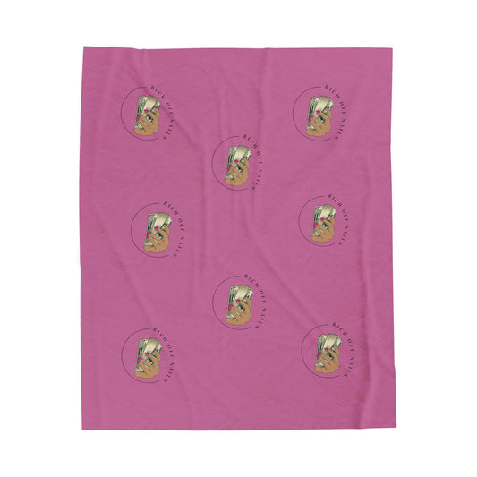Cozy Velveteen Plush Blanket with Inspirational Design